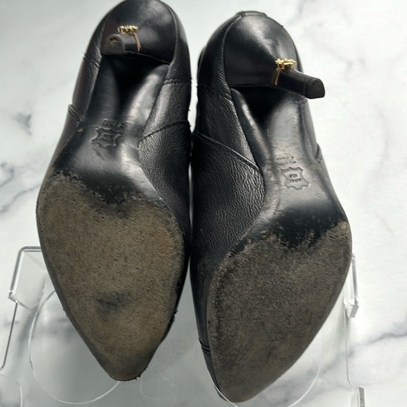 Tory Burch Bernice Black Leather Pointed Toe Ankle Boots Size 7.5M - Picture 9 of 13